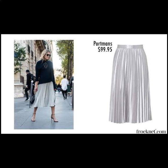 Silver skirt - Picture 3 of 3